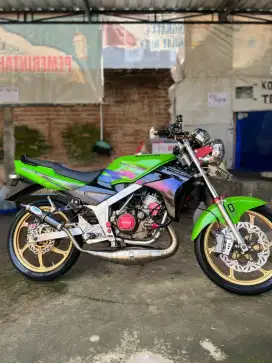 KAWASAKI NINJA SS THN 2012