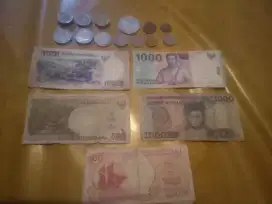 Jual uang kuno logam+kertas dgn harga 25500000 msh bisa nego d tempat
