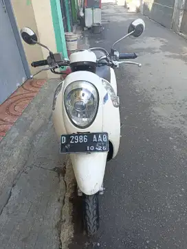 Scoopy ESP Coklat Cream Tahun 2016