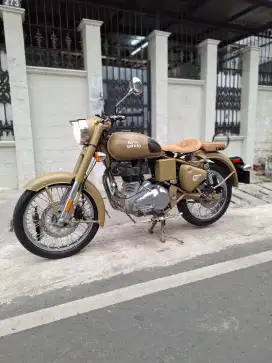 Royal Enfield 500 ARMY Desert Storm ABS