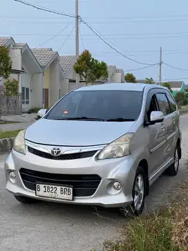Toyota Veloz 2012 AT