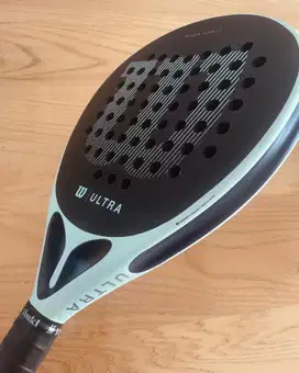 Wilson Ultra LT V2 Raket Padel