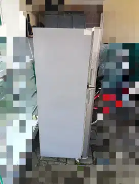 Jual kulkas Second 2 pintu merk SAMSUNG, Lok pondok cabe udik, Tangsel