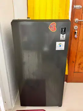 DIJUAL KULKAS MERK AQUA 1 PINTU