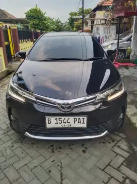 Corolla altis 2018 v metic