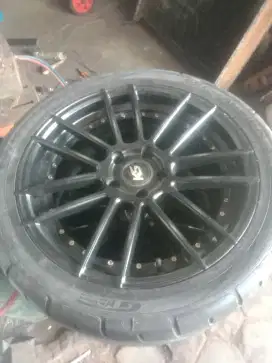 Velg r 18 ban masih tebal th 2022