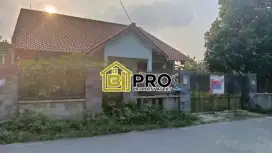 Rumah Luas Pinggir Jalan di Sukatani Tapos Depok