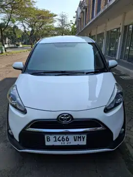 Sienta G 2017 Manual