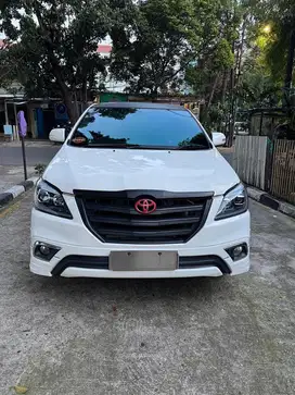 Best deallll Kijang Innova V 2.0T