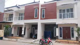 Over Rumah 2 Lantai Angsuran Flet di Depok