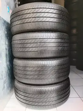 Ban 235 50 R18 Bridgestone Turanza T005A ALPHARD VELLFIRE INNOVA DLL