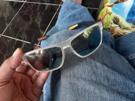 Kaca mata nike obat ganteng