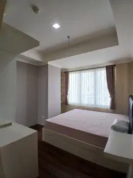 Disewakan 3 BR FF Eksklusif Tower B Atas Mall B