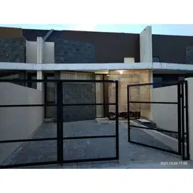 model pagar expended
