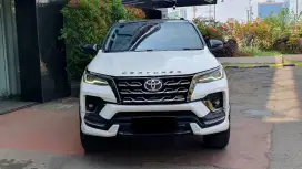 Km54rb toyota fortuner vrz trd sportivo 2018 putih diesel