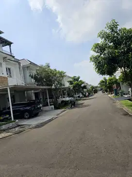 TURUN HARGA! DI JUAL RUMAH ,PINEWOOD,BANJARWIJAYA TANGERANG