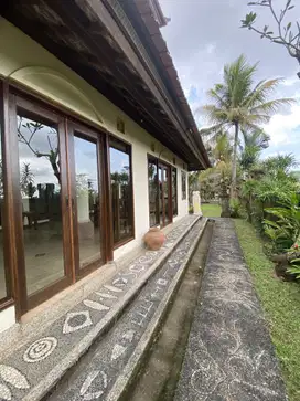 Jual villa ubud suweta 5 meneit ubud center