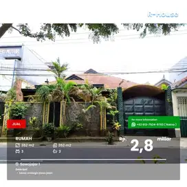 Rumah poros jalan raya Kerinci Sawojajar 1