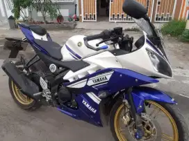 Yamaha R15 original