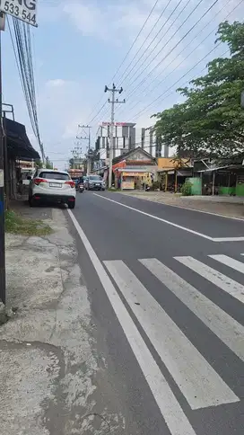 Tanah istimewa pinggir jalan damai cocok usaha cafe resto