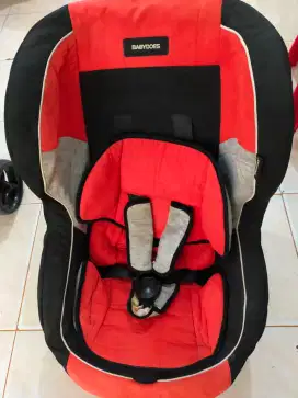 Dijual carseat bayi bs dipakai dr usia bayi  0 samapai  4thn