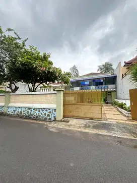 Rumah besar cigadung luas 865 m² cuma 7.5M masih nego