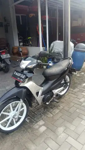 Dijual Supra Fit New 2008