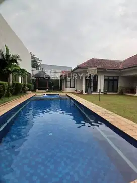 Rumah Bagus One Gate Entrance Ada Swimming Pool Di Cipete JakSel