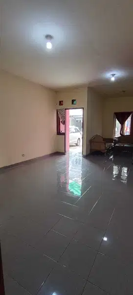 Disewakan Rumah Siap Huni di Cikajang Raya Antapani