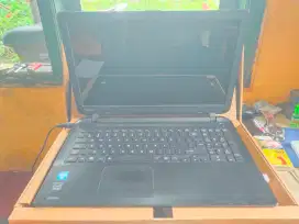 Laptop Layar Lebar Toshiba Satellite C55-B
Intel Celeron N2840