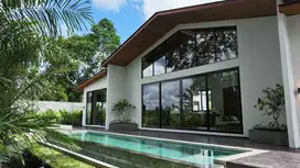 Serene 3BR Villa with Ricefield and Jungle View in Kaba-Kaba