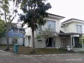 Disewakan rumah mewah furnish dalam perumahan di Jakal Km 9