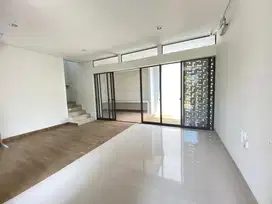 Disewakan Rumah Siap Huni di Cluster Flora Summarecon