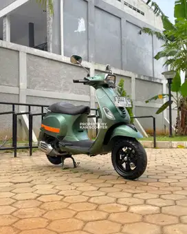 JUAL MURAH  VESPA S 125 IGET 2020 MULUS