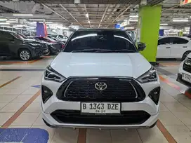 YARIS CROSS S HV GR HYBRID TWO TONE 2024 WHITE