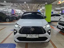 YARIS CROSS S HV GR HYBRID TWO TONE 2024 WHITE