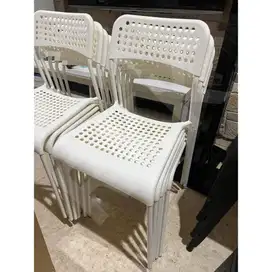 Kursi Plastik IKEA