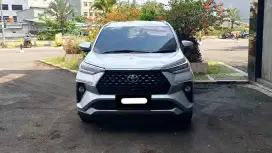 Toyota avanza veloz q cvt tss 2023 matic silver