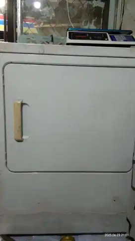 Mesin Dryer laundry jumbo/pengering pakaian