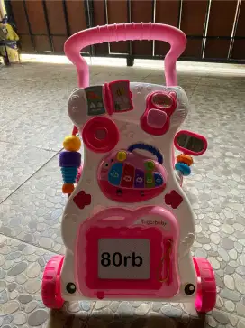 Push walker anak belajar jalan