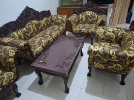 Kursi sofa jati kuno