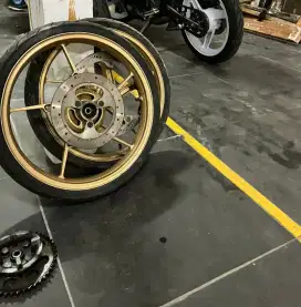 Velg FU bahan Ninja RR