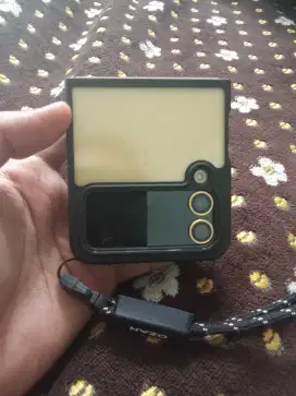 Djual BU  zflip 4 8/256 fullset tnpa kendala
