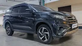D Toyota Rush 1.5 GR Sport Bensin-MT 2021 Hitam DFFZB