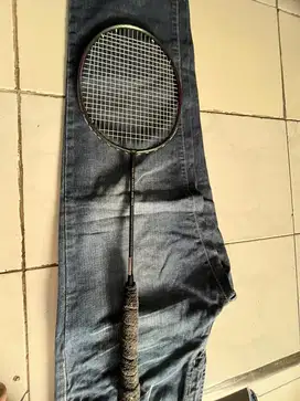 Raket Bulutangkis Hi-Qua