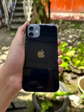 Ip 12 64 GB warna hitam