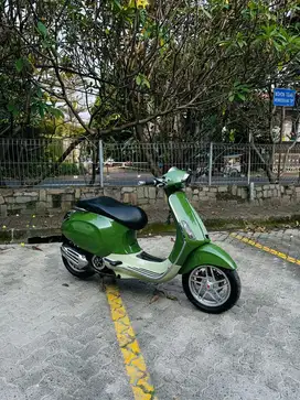 VESPA SPRINT 2018 TT FERIO / BWM E46