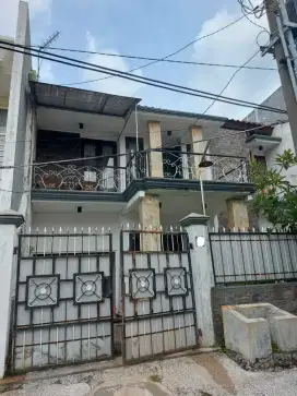 Rumah Darmo Permai MINIMALIS, BAGUS