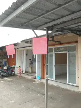 Jula Ruko dan kontrakan pinggir jalan utama