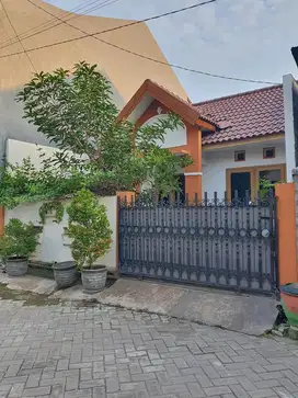 DIJUAL RUMAH STRATEGIS SIDOARJO KOTA